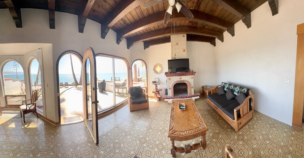 40 Las Picudas Este living